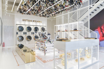 Golden Goose - Flagship Store