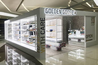 Golden goose store store venice