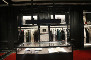 moncler stores