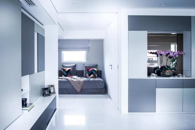 Penthouse in Prince Edward